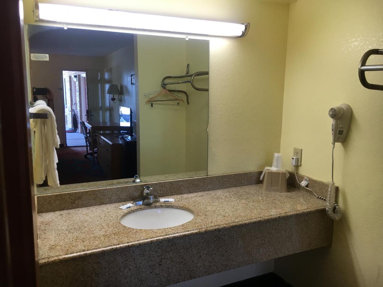 Executive Inn Odessa Zewnętrze zdjęcie